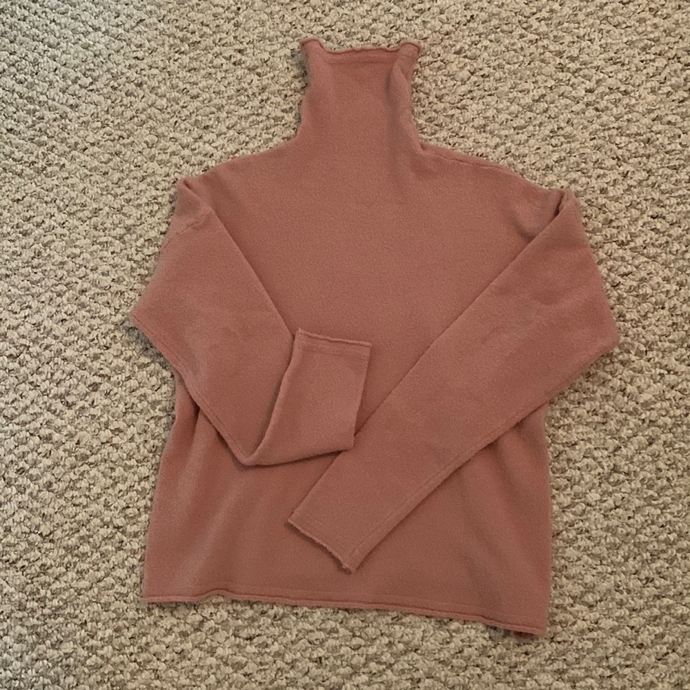 Soft Pink Wool Turtleneck